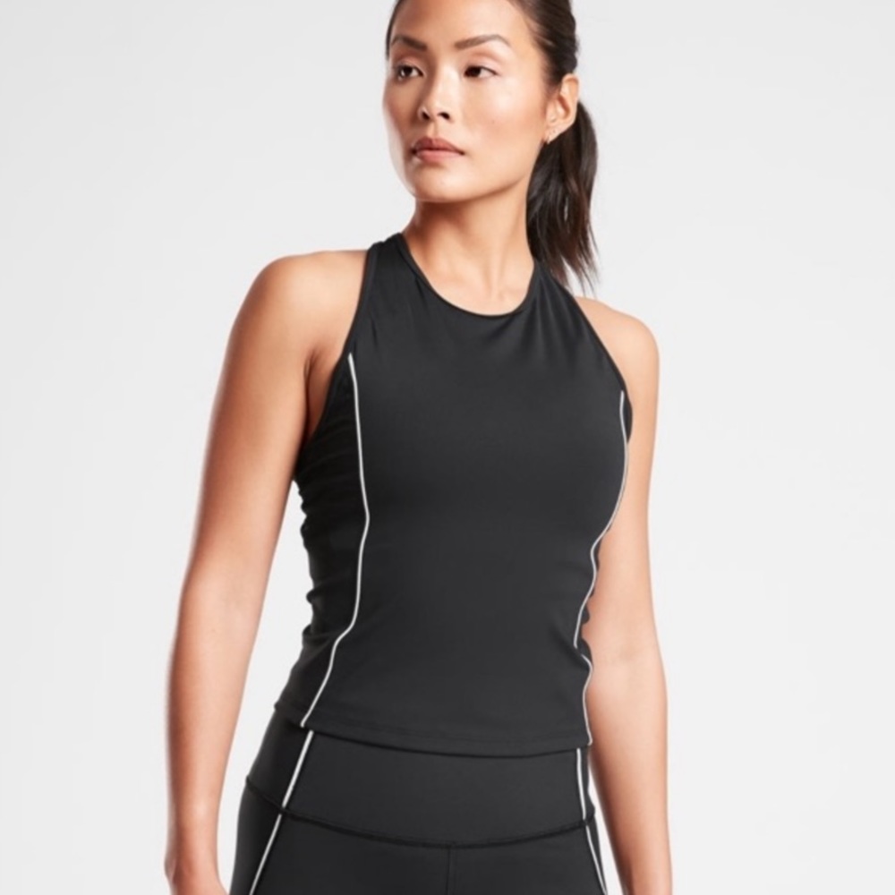 ATHLETA Lightning Tank in Supersonic Black Size Medium Racerback NWT